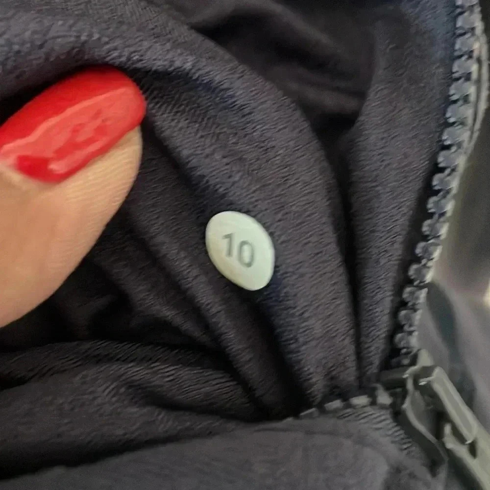 Lululemon forme jacket - Picture 10 of 10